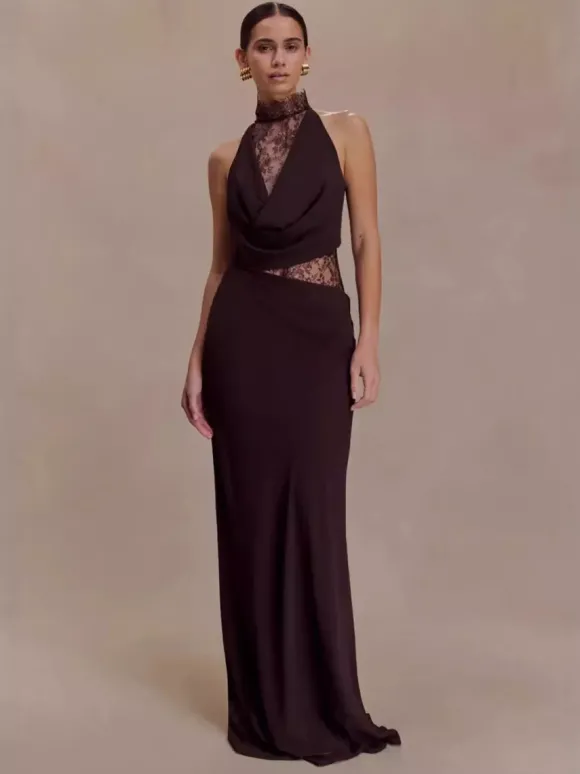 Robe de soirée maxi bordeaux en dentelle cintrée robe classique semi-formelle
