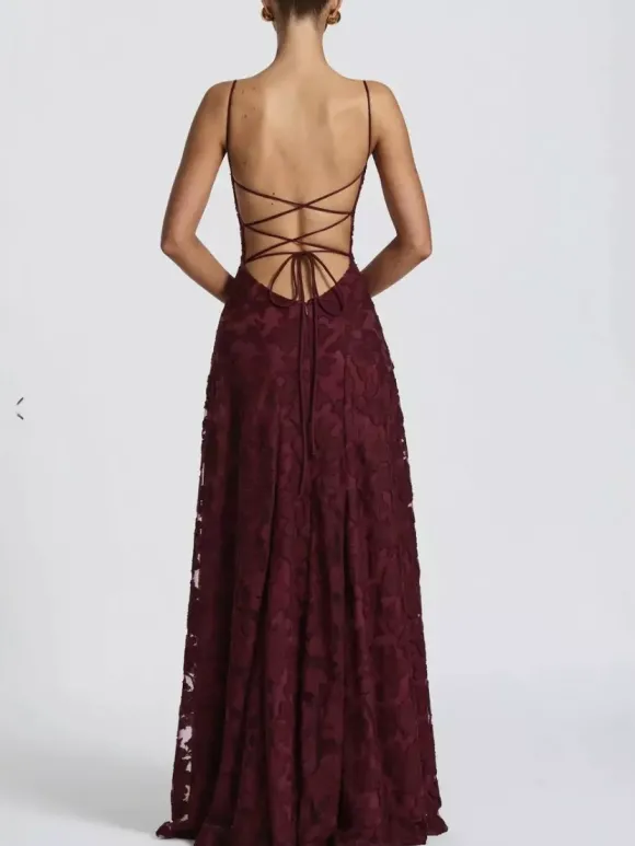 Robe de soirée maxi en jacquard avec dos nu pour les événements de l'été 2026
