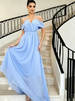 Robe de soirée maxi fluide en mousseline à bretelles spaghetti et épaules dénudées robe de demoiselle d'honneur