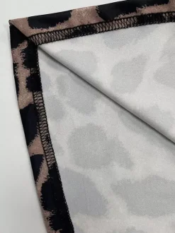 Robe de soirée maxi léopard à bretelles et col plissé sans manches élégante et semi-formelle