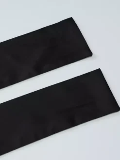 Robe de soirée maxi noire à bretelles et rubans au cou cintrée style chic semi-formel