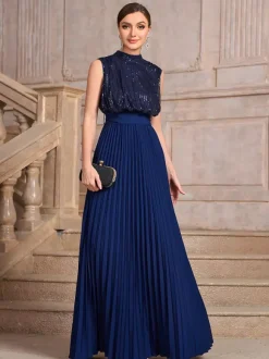 Robe de soirée maxi plissée à col montant et sequins sans manches avec n艙ud dans le dos
