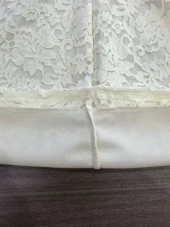 Robe de soirée mini moulante à manches longues et épaules dénudées en dentelle florale pour femme 2026