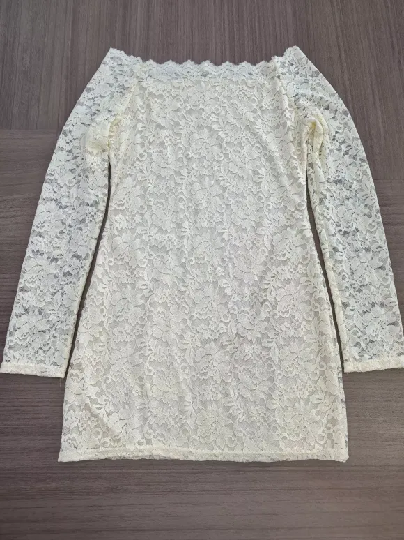 Robe de soirée mini moulante à manches longues et épaules dénudées en dentelle florale pour femme 2026