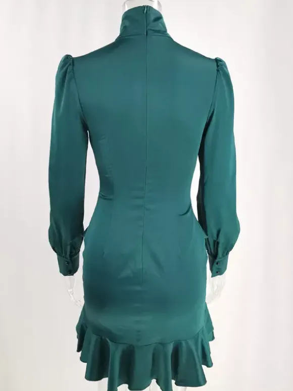 Robe de soirée mini verte à col montant volants manches longues coupe flatteuse style semi-formel sexy