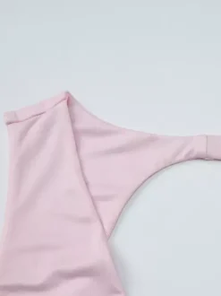Robe de soirée moulante rose poudré à décolleté plongeant et dos nu froncé