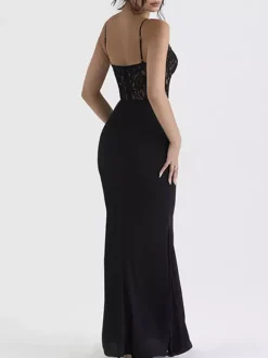 Robe de soirée noire sans manches à bretelles et col montant