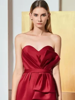 Robe de soirée plissée en tissu satiné  combinaison à col en c艙ur  longueur au sol  robes de soirée formelles plissées
