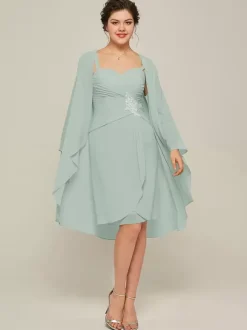Robe de soirée pour mère de la mariée col en c艙ur manches longues ligne a en dentelle longueur aux genoux robes d'invitées pour mariage