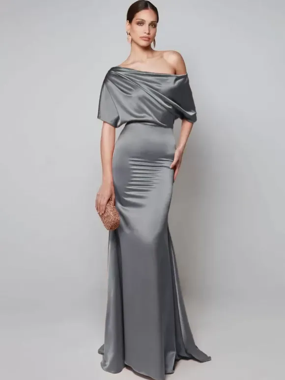 Robe de soirée pour mère de la mariée asymétrique épaule dénudée manches courtes robes d'invitées trapèze pour mariage
