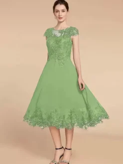 Robe de soirée pour mère de la mariée col en bijou manches cape dentelle ligne a longueur thé robes d'invitées de mariage
