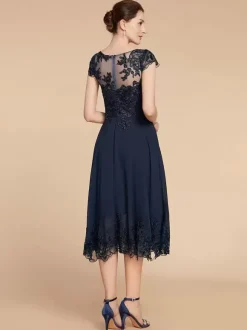 Robe de soirée pour mère de la mariée col en bijou manches cape dentelle ligne a longueur thé robes d'invitées de mariage