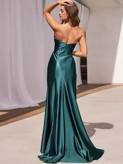 Robe de soirée sirène en tissu satiné col en c艙ur avec traîne fendue sur le devant robes de soirée formelles