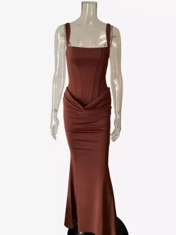Robe de soirée sirène maxi moulante à col carré et dos lacé froncé pour femme 2026