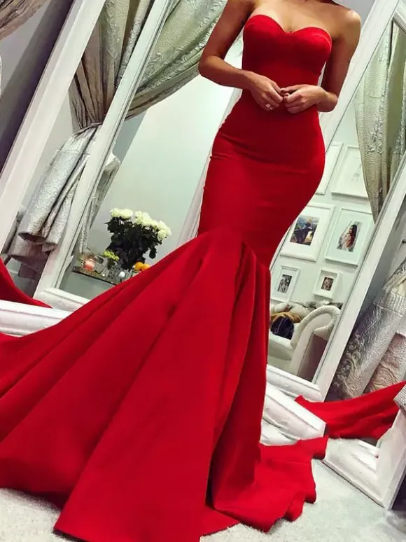 Robe de soirée sirène rouge col en coeur tissu de satin zip sur dos à traîne