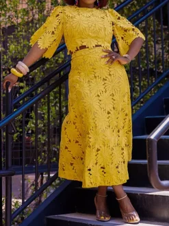 Robe deux pièces romantique jaune à découpes florales pour les fêtes