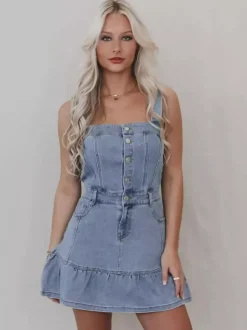 Robe en jean à volants pour femme - Robe mini boutonnée bleu clair style années 2000 - Tenue d'été pour la plage et les festivals (2026)