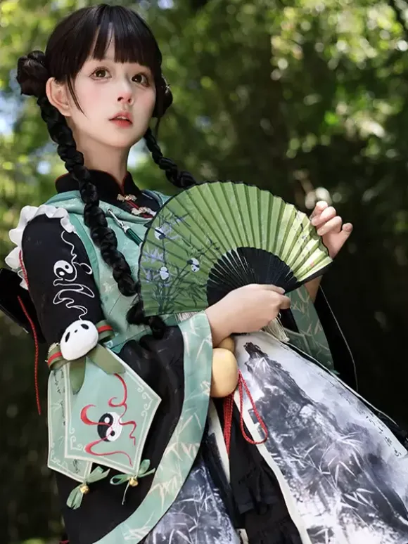 Robe Lolita de style chinois à 艙illets et manches longues en tissu satiné Style chinois Panda Noir Lolita de style chinois