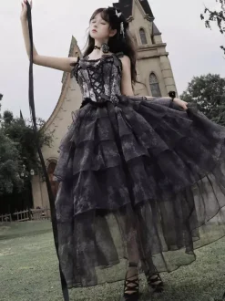 Robe Lolita Fée Noire à volants n艙ud et bretelles lacées style gothique Lolita