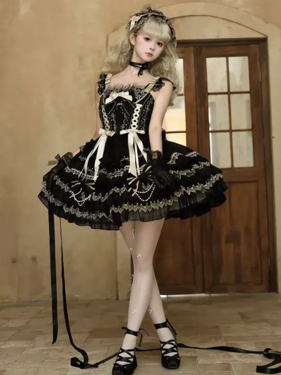 Robe Lolita gothique noire à volants robe courte Lolita à lacets avec coiffe