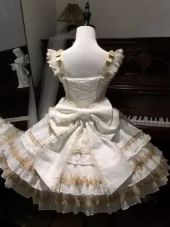 Robe Lolita gothique noire à volants robe courte Lolita à lacets avec coiffe