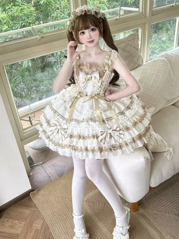 Robe Lolita gothique noire à volants robe courte Lolita à lacets avec coiffe