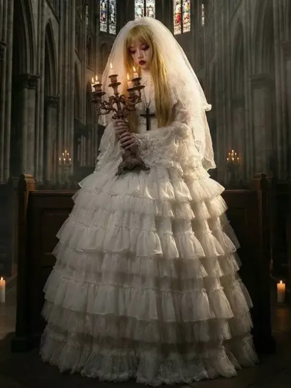 Robe Lolita gothique une pièce à volants et manches longues
