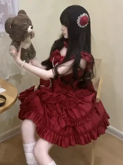 Robe Lolita Hime rouge dos nu en dentelle bandage volants n艙ud courte
