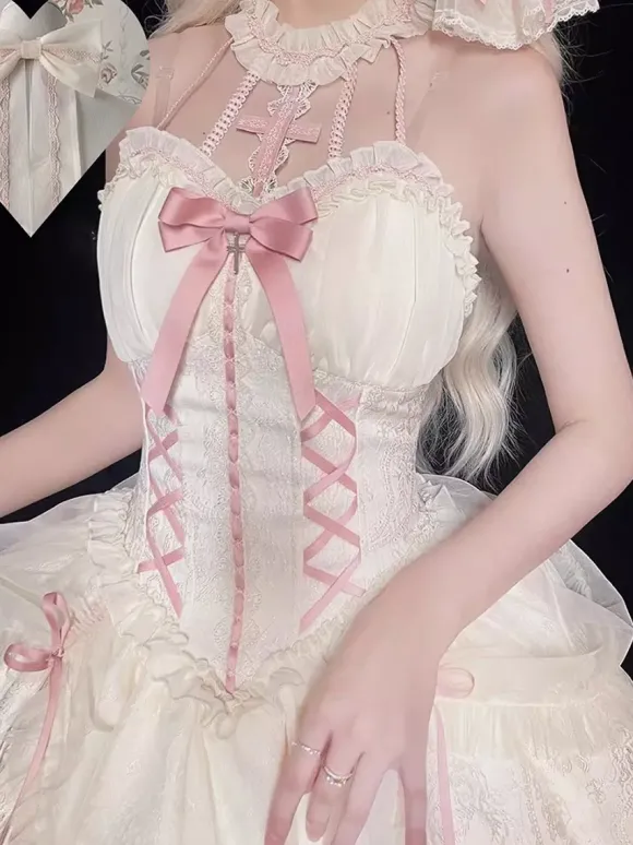 Robe Lolita rose à bretelles sans manches à volants et lacets avec coiffe assortie.