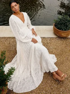 Robe longue bohème dos nu pour femme - Robe plissée trapèze à col V profond et manches lanternes couleur blanc nuage - Mariage printanier à la plage 2026