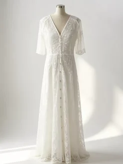 Robe longue bohème en dentelle blanche pour femme - Robe courte à manches courtes et boutons brodés - Tenue d'été idéale pour la plage les mariages et les fêtes (collection 2026)