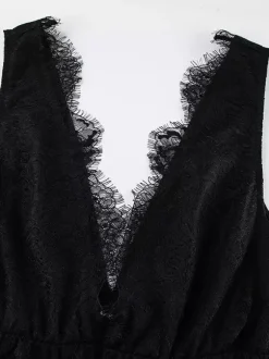 Robe longue en dentelle à volants et bordure cils pour femme - Robe d'été sexy à décolleté plongeant en V sans manches et à volants transparents - Idéale pour les fêtes d'été à la plage 2026