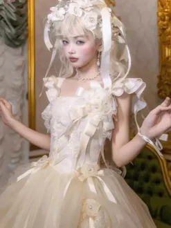 Robe longue Lolita fée blanche à lacets et n艙uds ornée de fleurs idéale pour un goûter.