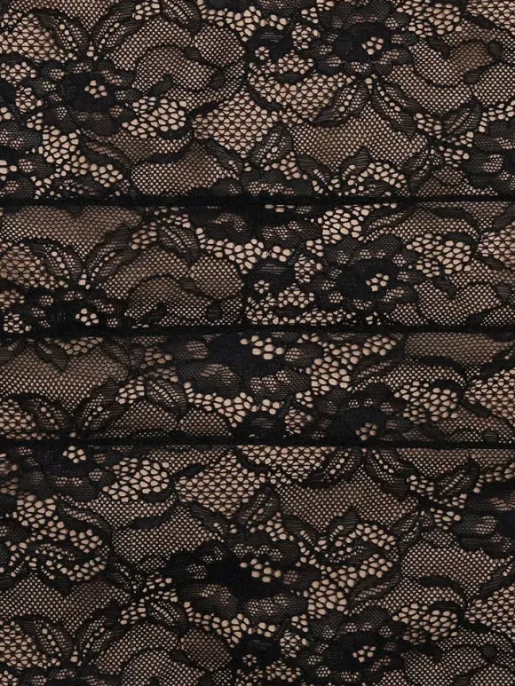 Robe longue moulante élégante en dentelle florale noire avec boléro collection 2026