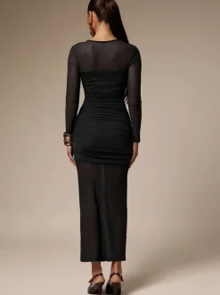 Robe longue moulante à manches longues et empiècements en maille froncée pour femme 2026