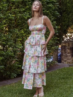 Robe longue nuisette à volants imprimée de fleurs pour femme - Robe d'été bohème à bretelles et à volants - Vacances d'été à la plage 2026