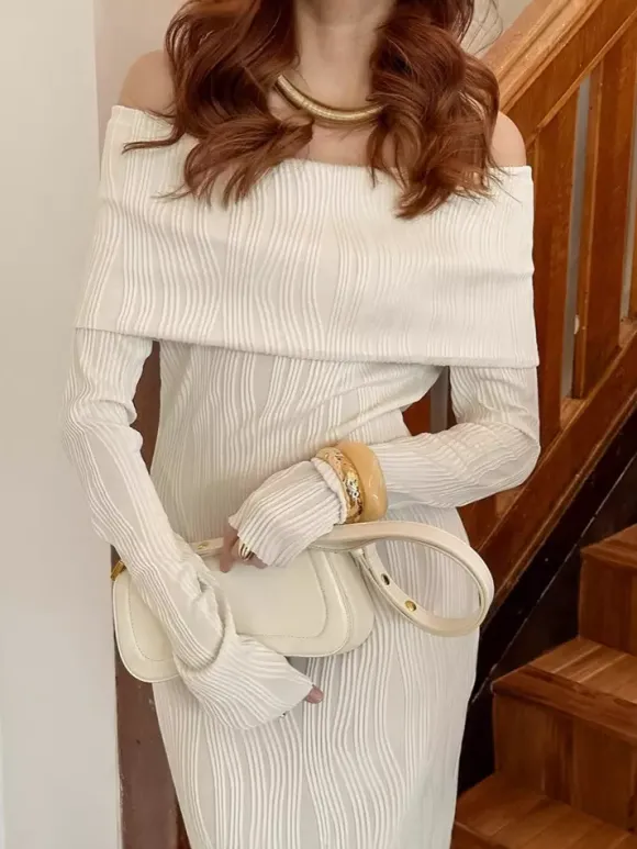 Robe longue plissée à épaules dénudées pour femme - Élégante robe moulante texturée crème - Manches longues - Tenue de soirée 2026
