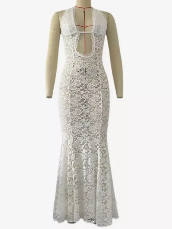Robe longue sirène en dentelle blanche avec détails découpés 2026