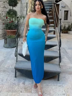 Robe maxi bustier violette ombrée élégante et amincissante parfaite pour les soirées en boîte.