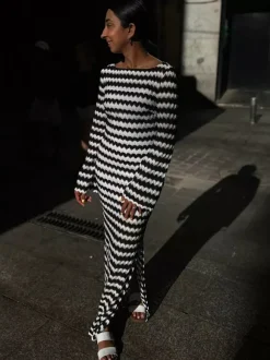 Robe maxi moulante à manches longues en maille à motif ondulé contrasté pour femme 2026