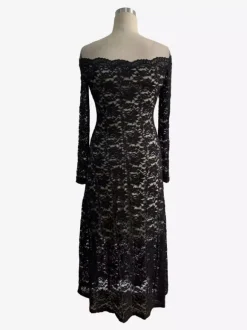 Robe maxi moulante à épaules dénudées manches longues et dentelle collection femme 2026