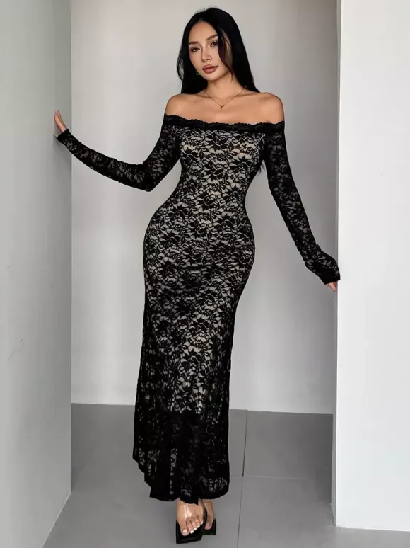 Robe maxi moulante à épaules dénudées manches longues et dentelle collection femme 2026