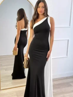Robe maxi noire chic sans manches à une épaule pour femme idéale au quotidien.