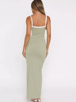Robe maxi verte sexy à col rond et dos nu sans manches et taille haute pour femme.