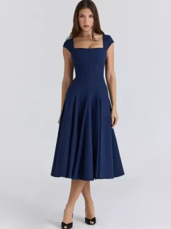 Robe midi élégante à col carré et coupe trapèze pour femme - Robe d'été vintage sans manches cintrée et évasée - Idéale pour les invités aux mariages d'été et les cocktails (collection 2026)