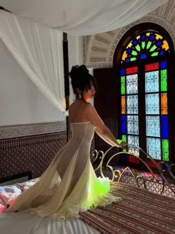 Robe midi transparente à imprimé floral 3D pour femme - Robe nuisette jaune beurre Fairycore à col en V - Idéale pour une soirée romantique à la plage en été 2026