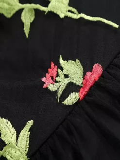 Robe midi trapèze vintage brodée de roses pour femme - Style années 50 épaules dénudées - Idéale pour un goûter d'été 2026