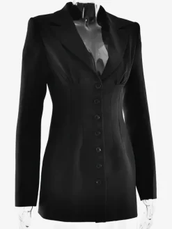 Robe mini moulante à épaules rembourrées et fronces style blazer moderne collection femme 2026