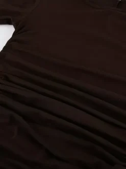 Robe moulante chic couleur café pour femme - Coupe mini à manches longues et fronces sexy - Tenue minimaliste pour le printemps 2026