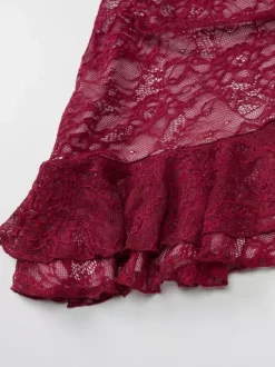 Robe moulante en dentelle bordeaux sans manches avec ourlet à volants mini robe de club sexy pour femmes 2026